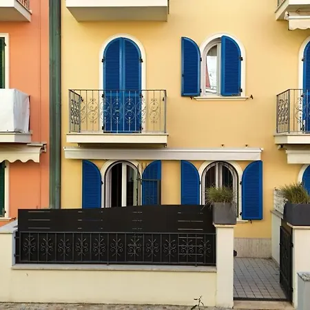 P018 - Porto Recanati, Meraviglioso Trilocale Sul Mare Daire Porto Recanati