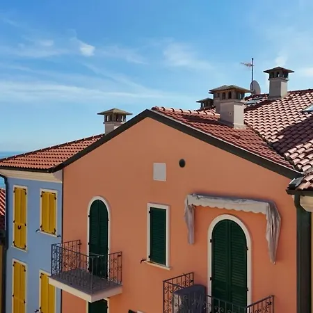 P018 - Porto Recanati, Meraviglioso Trilocale Sul Mare Porto Recanati